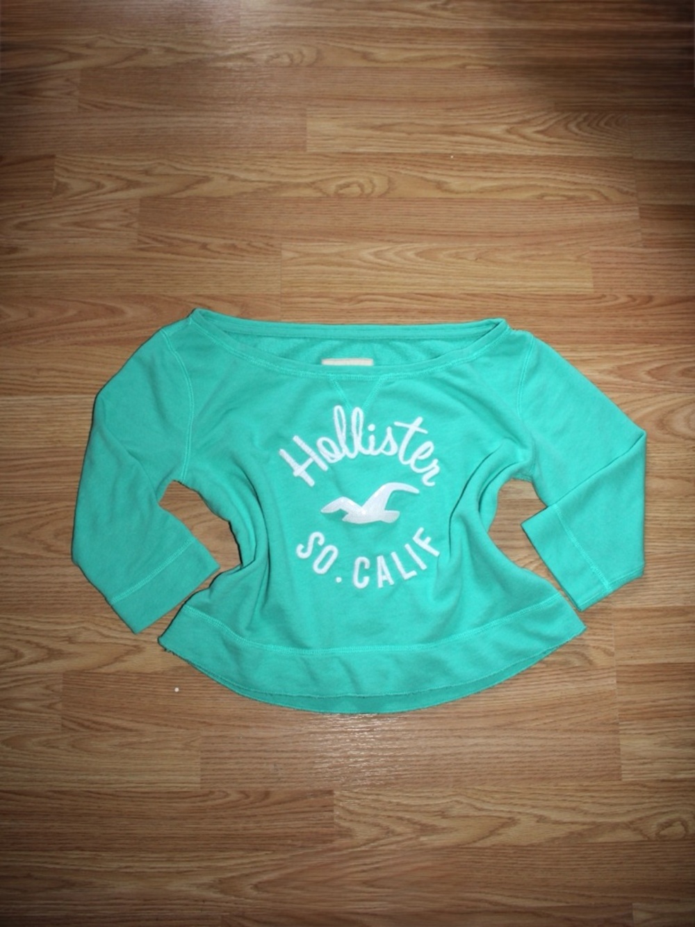 Hollister Seafoam Green Off The Shoulder Top With Quarter Sleeves